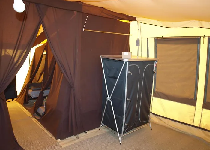 Parque de Campismo Oh! - Les Roquilles Les Flots